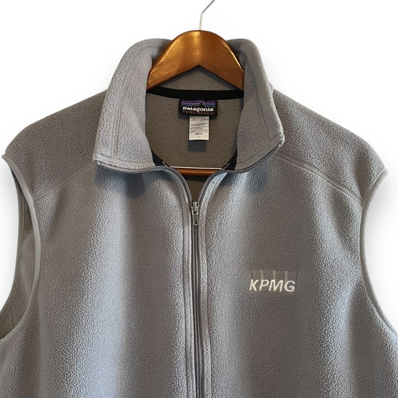 Patagonia Synchilla Fleece Vest Mens Large Grey Full Zip KPMG Logo Gorpcore